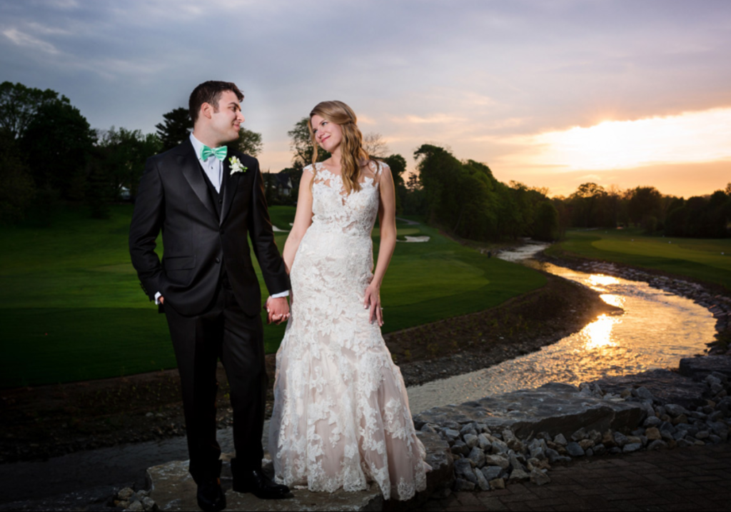 Islington golf club wedding venue in etobicoke wedding photos with water feature