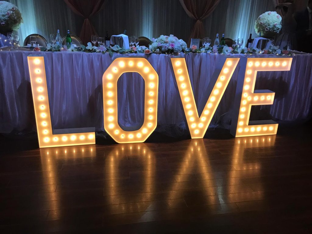 Big light up letter rentals toronto wedding decorations toronto 