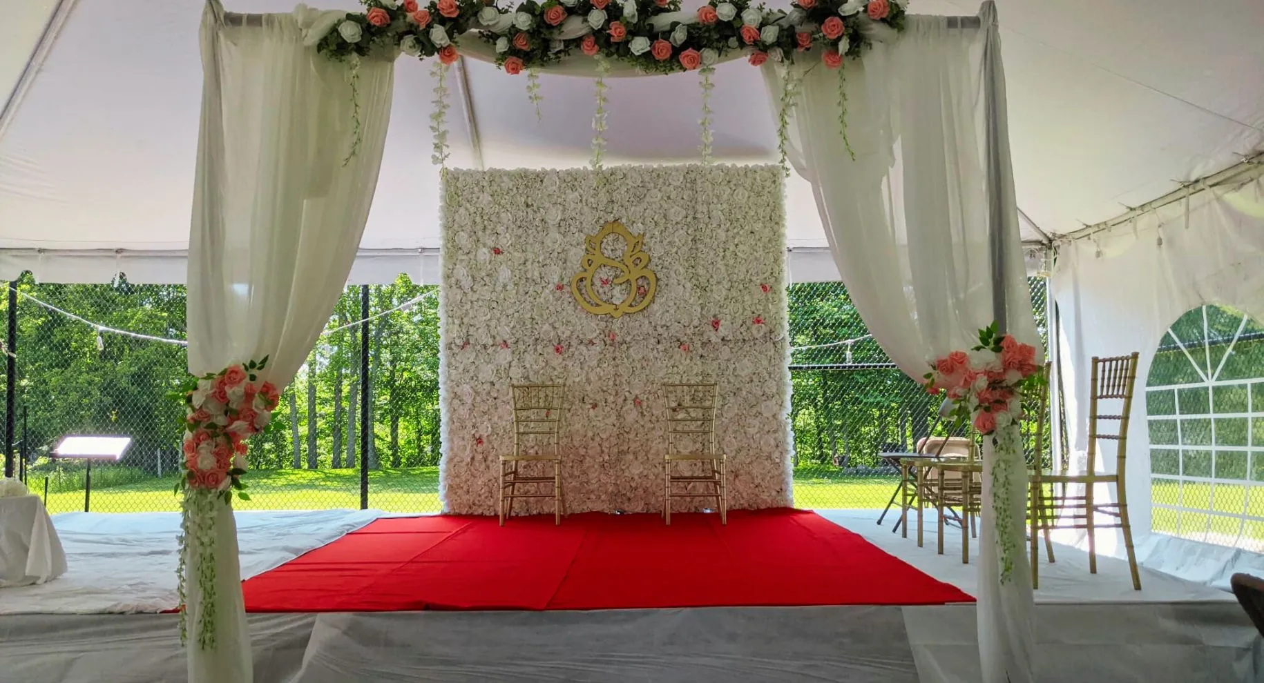 Mount Pearl Flower Wall Rental