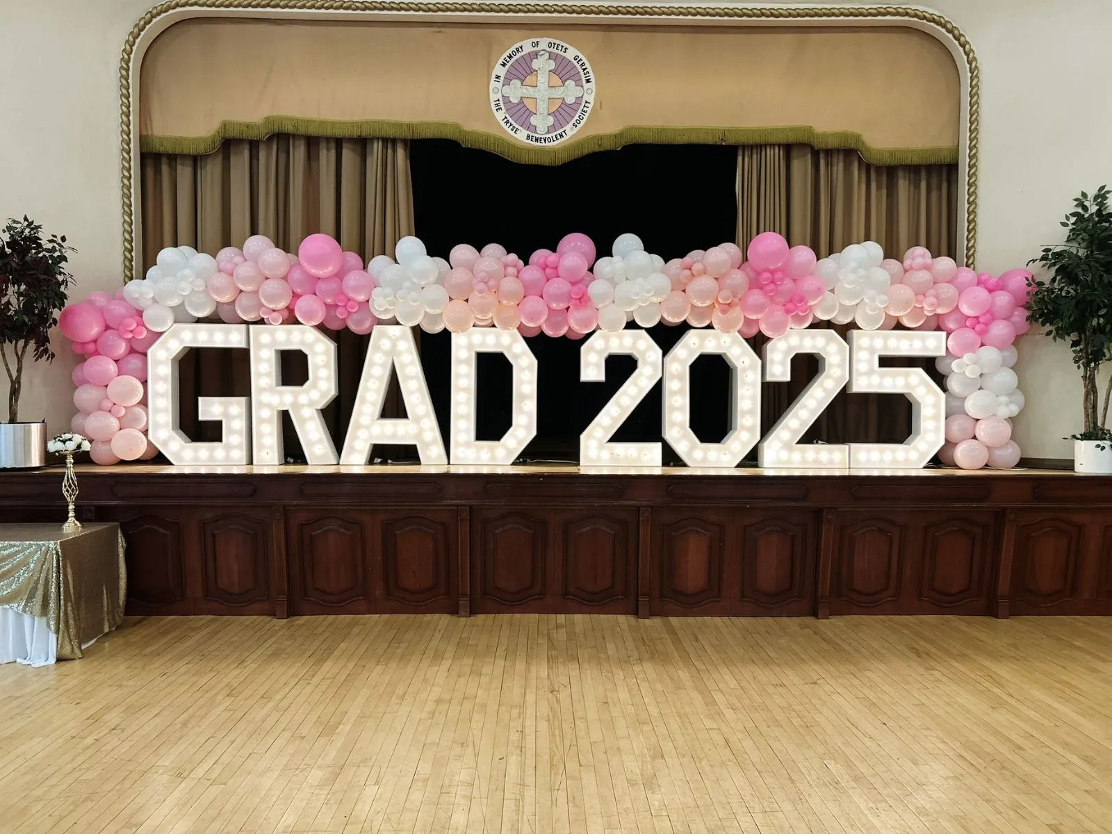 Mount Pearl Marquee Letters Rental