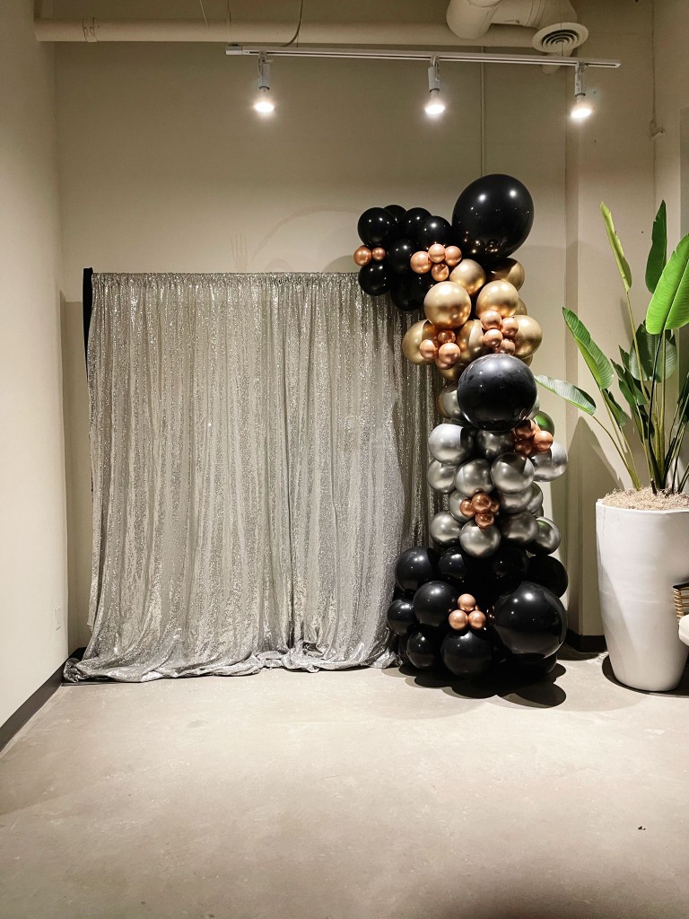 cornwall balloon decor and backdrop